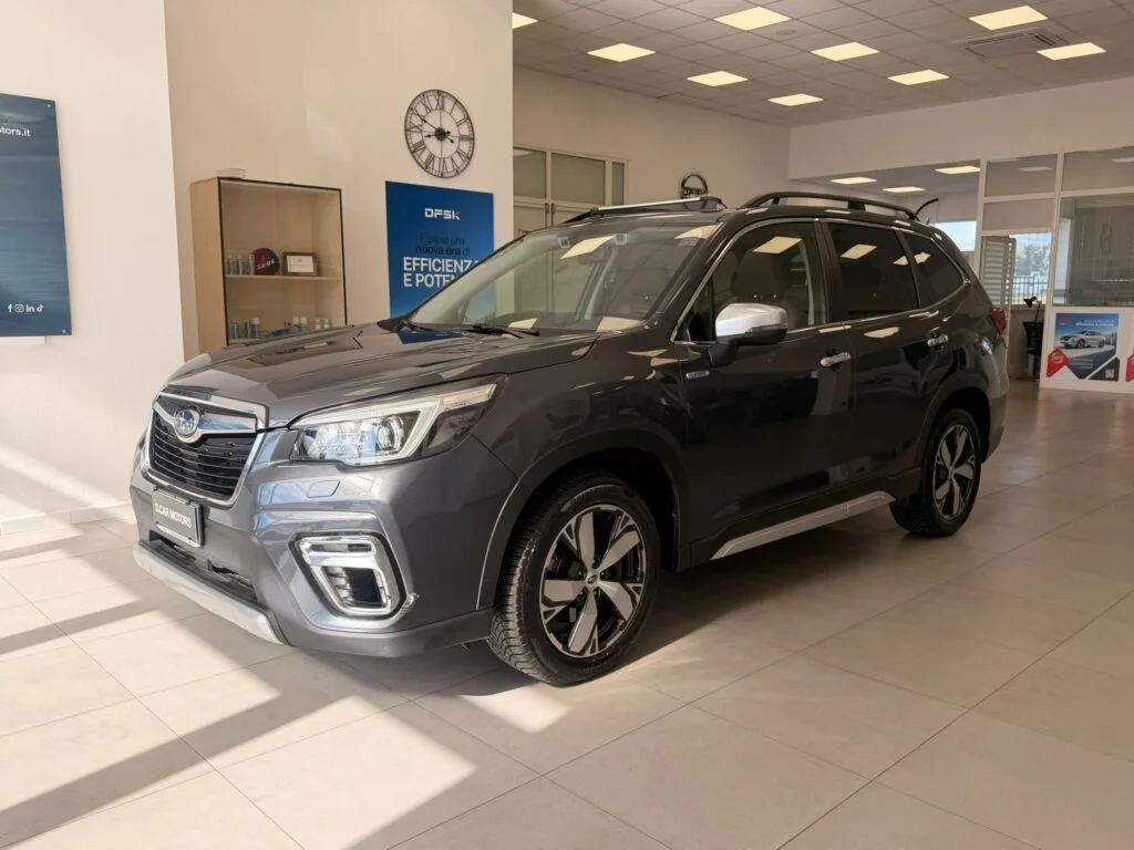 Subaru Forester 2.0i e-boxer PREMIUM LINATRONIC